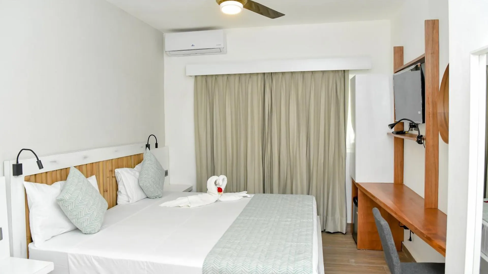 Honky Tonk Colonial Hotel Santo Domingo 0*,  Dominican Republic